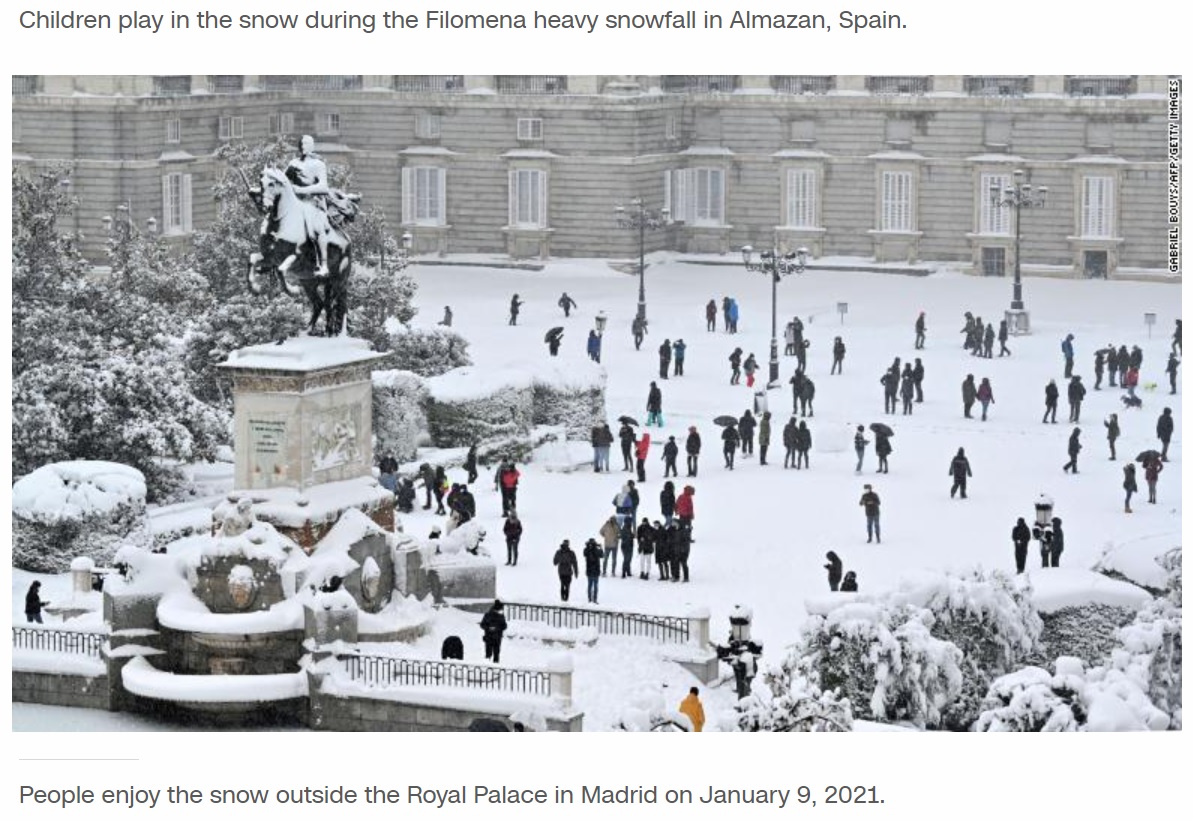 滅多に雪が降らないマドリードも一面雪景色に（画像は『CNN International　2021年1月10日付「Spain paralyzed by snowstorm, sends out vaccine, food convoys」』のスクリーンショット）