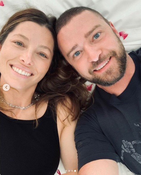 ジェシカ・ビール＆ジャスティン・ティンバーレイクが2児のママとパパに（画像は『Justin Timberlake　2020年3月3日付Instagram「Happy Birthday to the LOVE of my life...」』のスクリーンショット）