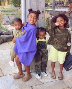 キムとカニエの間に授かった4人の子供達（画像は『Kim Kardashian West　2020年9月29日付Instagram「How did I get so lucky?!?!?!」』のスクリーンショット）