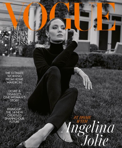 英国版『VOGUE』の表紙を飾ったアンジー（画像は『British Vogue　2021年2月1日付Instagram「＃BritishVogue’s March 2021 cover star, Angelina Jolie, is as much the all-action heroine at home and in the international arena as she is on screen.」』のスクリーンショット）