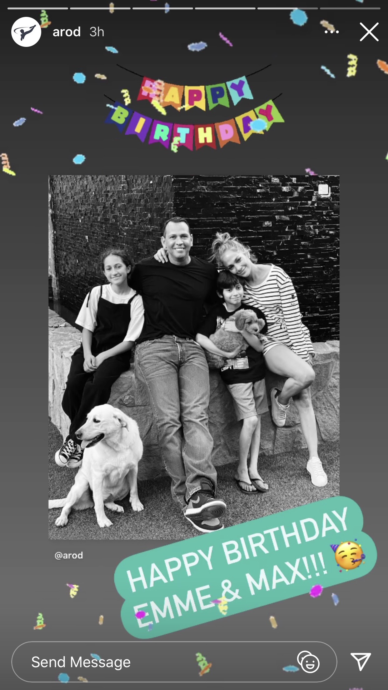 婚約者アレックス・ロドリゲスも双子の誕生日を祝福（画像は『Alex Rodriguez　2021年2月22日付Instagram』のスクリーンショット）