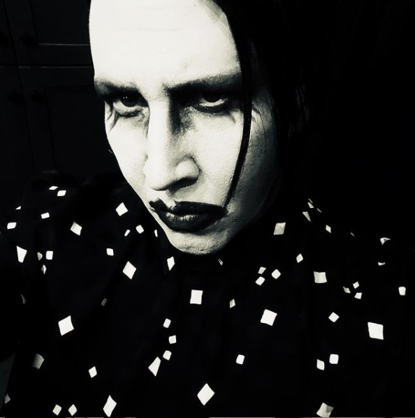エヴァン・レイチェル・ウッドらの主張に反論したマリリン・マンソン（画像は『Marilyn Manson　2020年7月15日付Instagram「Never-ending Astral Vampire.」』のスクリーンショット）