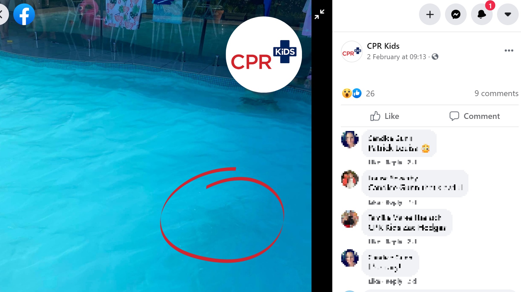青い水着を着た少年が潜っていた（画像は『CPR Kids　2021年2月2日付Facebook「What do you see underneath the water here?」』のスクリーンショット）