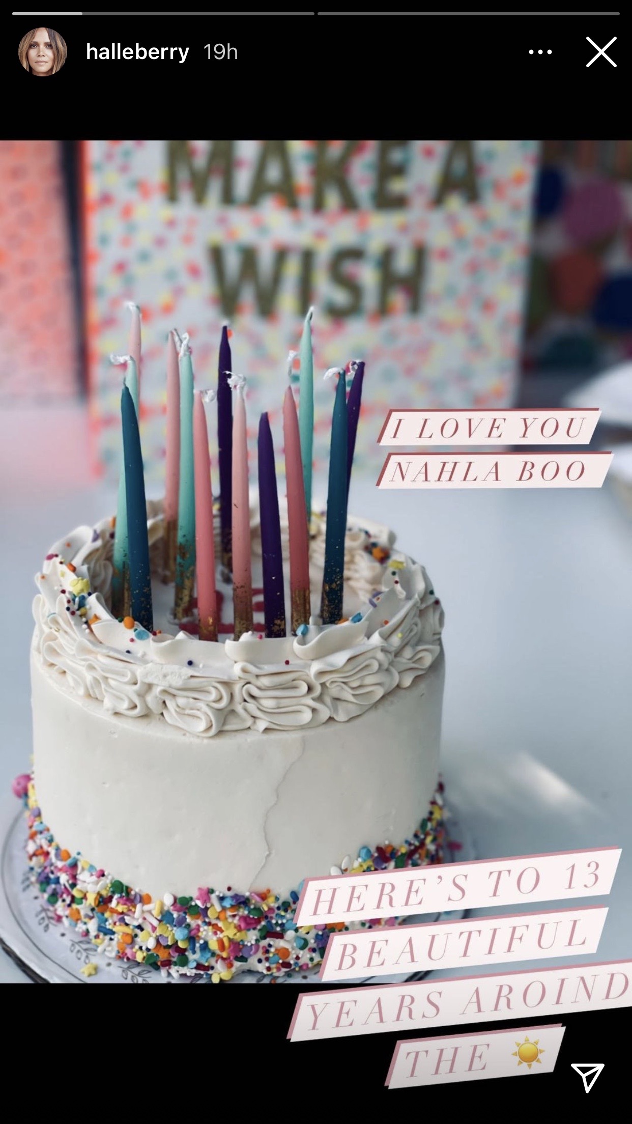 13本のキャンドルとともに愛娘ナーラさんの誕生日を祝福（画像は『Halle Berry　2021年3月16日付Instagramストーリー』のスクリーンショット）