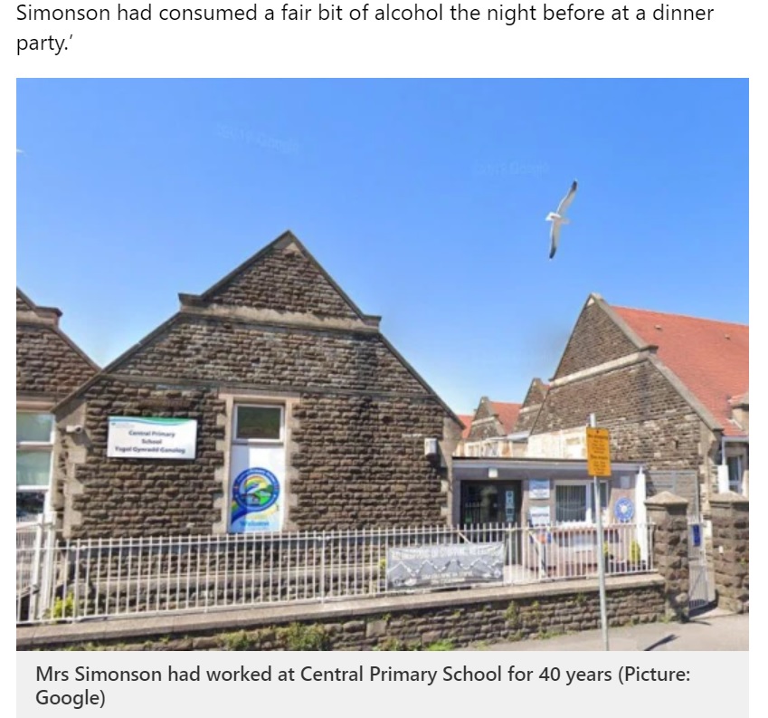 問題の教師が40年以上も勤務していた小学校（画像は『Metro　2021年3月13日付「Teacher who left open can of beer in classroom ‘knocked over child while drunk’」（Picture: Google）』のスクリーンショット）