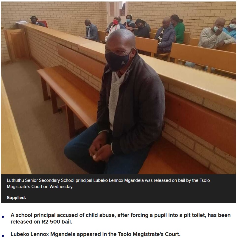 逮捕された49歳の校長（画像は『News24　2021年3月17日付「Pit toilet scandal: Principal released on R2 500 bail, barred from returning to school」』のスクリーンショット）