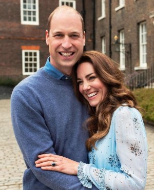 【イタすぎるセレブ達】ウィリアム王子＆キャサリン妃、結婚10周年に記念写真公開　動画には「なんて素敵な家族」の声も