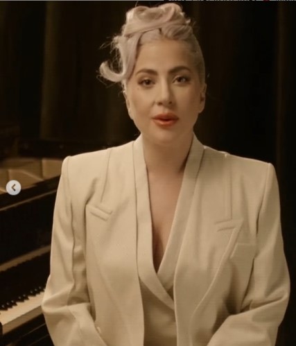 ドン・ペリニヨンとの新プロジェクトを発表したガガ（画像は『Lady Gaga　2021年3月31日付Instagram「I am very excited to announce my collaboration with ＠domperignonofficial!」』のスクリーンショット）