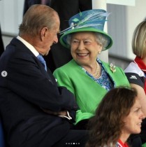 【イタすぎるセレブ達】エリザベス女王、故フィリップ王配とのプライベート写真を公開　「幸せそのもの」感動の声溢れる