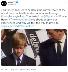 母ダイアナ妃の葬儀で、当時12歳のヘンリー王子とチャールズ皇太子（画像は『Apple TV　2021年5月17日付Twitter「This timely docuseries explores the current state of the world’s mental health and emotional well-being through storytelling.」』のスクリーンショット）