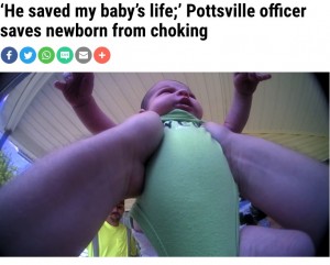 上手く呼吸できずに苦しんでいたグラディちゃん（画像は『FOX16　2021年6月3日付「‘He saved my baby’s life;’ Pottsville officer saves newborn from choking」』のスクリーンショット）