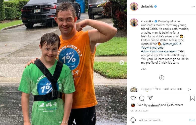 鉄人クリス・ニキッチさんと14歳のカレブ君（画像は『Chris Nikic　2020年10月2日付Instagram「Down Syndrome awareness month」』のスクリーンショット）