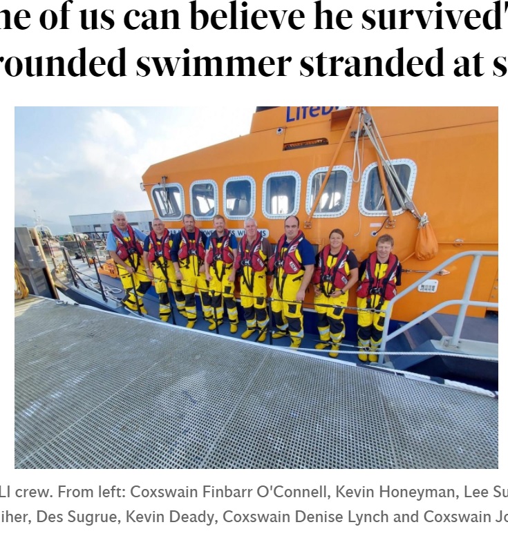 潮の流れを予測し、見事にローリーさんを救助した救急隊員たち（画像は『Independent.ie　2021年8月24日付「‘None of us can believe he survived’ - pod of dolphins surrounded swimmer stranded at sea for 12 hours」』のスクリーンショット）