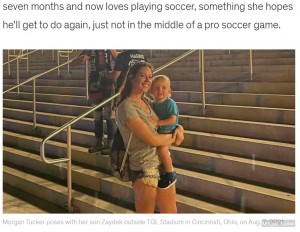 【海外発！Breaking News】母は強し！　メジャーリーグサッカーの試合に乱入した2歳息子をスライディングで捕まえる（米）＜動画あり＞