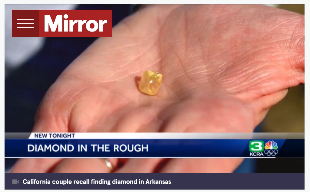 小さなガラス片のようなダイヤモンド（画像は『The Mirror　2021年10月6日付「Tourist finds tiny diamond that’s worth ￡22k - and is allowed to keep it」』のスクリーンショット）