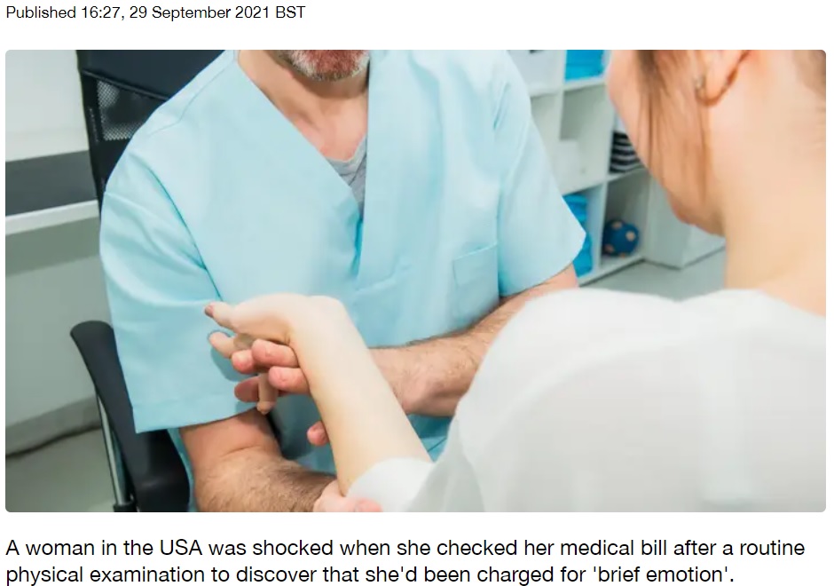 手術の請求書を確認していた女性はある項目に驚くことに（画像は『LADbible　2021年9月29日付「US Woman Charged Extra For ‘Brief Emotion’ During Her Medical Examination」』のスクリーンショット）