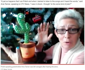 偶然にも歌詞の意味を知ってしまったポーランド人のアーニャさん（画像は『New York Post　2021年11月25日付「Walmart removes dancing cactus toy that plays song about cocaine use」（CTV News Toronto）』のスクリーンショット）