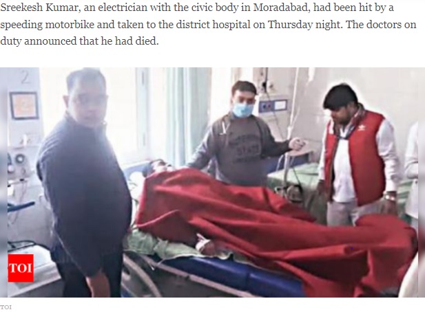 入院中の40歳男性（画像は『Indiatimes.com　2021年11月21日付「Dead Man Alive: 40-year-old Comes Back To Life After Spending 7 Hours In A Mortuary Freezer」（TOI）』のスクリーンショット）