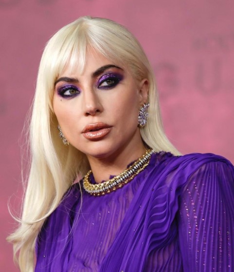 レディー・ガガに「都合の良い時だけ支持を表明するなんて」と非難の声（画像は『Lady Gaga　2021年11月11日付Instagram「＃HouseOfGucci GB wearing ＠tiffanyandco」』のスクリーンショット）