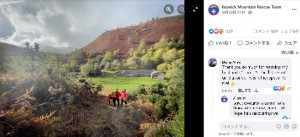 2匹の見事なチームワークに山岳救助隊メンバーも驚く（画像は『Keswick Mountain Rescue Team　2021年10月30日付Facebook「Incident 104」』のスクリーンショット）