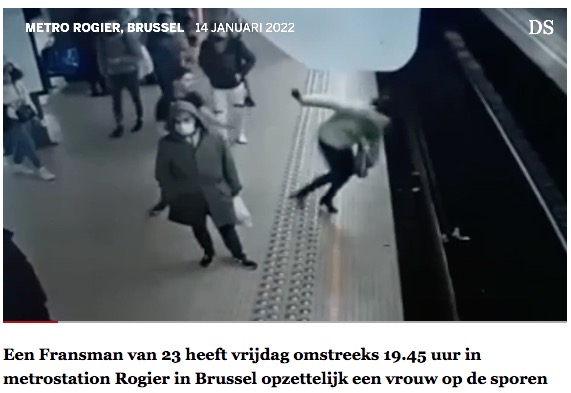 男に突然、線路へと突き落とされた女性（画像は『De Standaard　2022年1月15日付「Man （23） die vrouw op metrospoor duwde aangehouden voor poging tot doodslag」』のスクリーンショット）