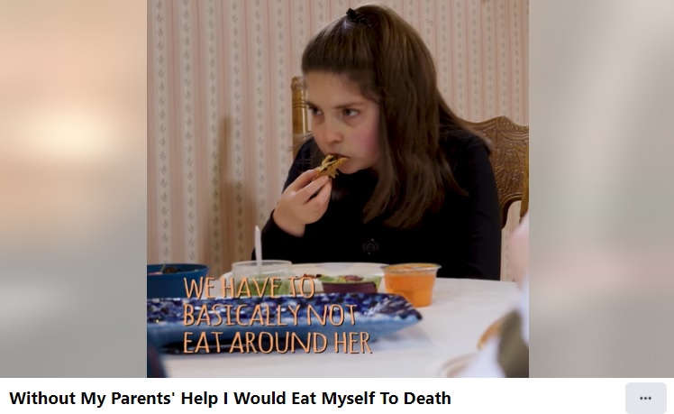 食べることへの執着が強いカミールさん（画像は『Born Different　2021年12月30日付Facebook「Without My Parents’ Help I Would Eat Myself To Death」』のスクリーンショット）