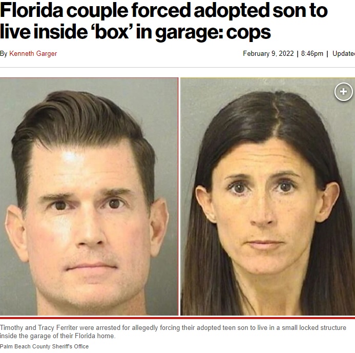 児童虐待容疑などで逮捕された夫妻（画像は『New York Post　2022年2月9日付「Florida couple forced adopted son to live inside ‘box’ in garage: cops」（Palm Beach County Sheriff’s Office）』のスクリーンショット）