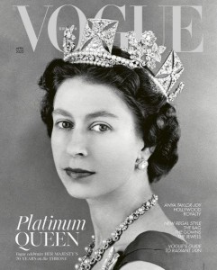 英版『VOGUE』4月号の表紙を飾ったエリザベス女王（画像は『British Vogue　2022年3月23日付Instagram「＃BritishVogue’s April issue pays tribute to the Queen with a special edition cover.」』のスクリーンショット）