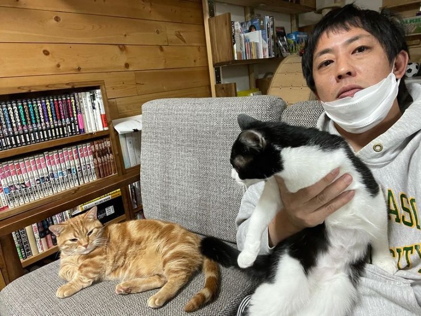 「ザ・森東」の会長と専務は猫（画像は『さらば青春の光 森田　2021年12月31日付Instagram「2021年もありがとうございました。」』のスクリーンショット）