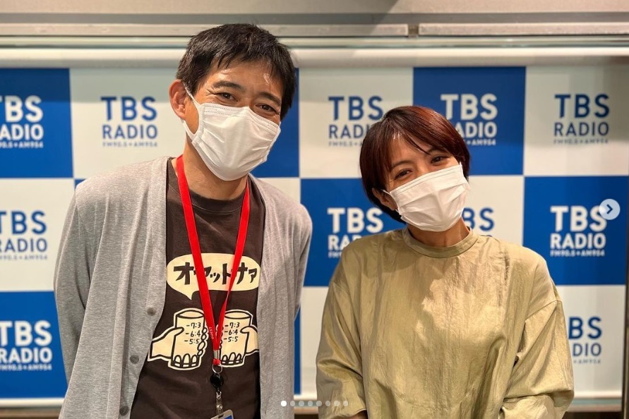 博多華丸と赤江珠緒（画像は『TBSラジオ「たまむすび」　2022年4月13日付Instagram「水曜のハイライト」』のスクリーンショット）