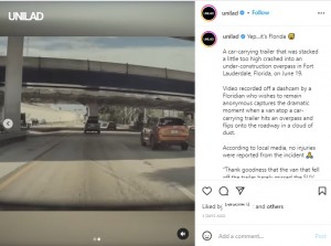 高架橋にぶつかって落下するバン（画像は『UNILAD　2022年6月26日付Instagram「Yep...it’s Florida」』のスクリーンショット）