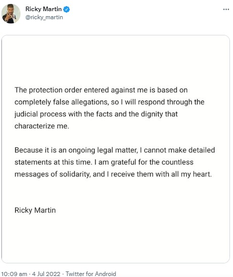 リッキーは声明文で「虚無の申し立て」と疑惑を否定した（画像は『Ricky Martin　2022年7月3日付Twitter』のスクリーンショット）