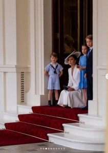9月からはランブルック・スクールに通うルイ王子、シャーロット王女、ジョージ王子（画像は『Duke and Duchess of Cambridge　2022年6月5日付Instagram「What a fantastic weekend of celebrations.」』のスクリーンショット）