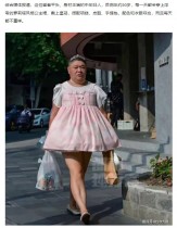 【海外発！Breaking News】「リトルプリンセス」と呼ばれる中年女性、ロリータ衣装の理由に人々が感銘受ける（中国）＜動画あり＞