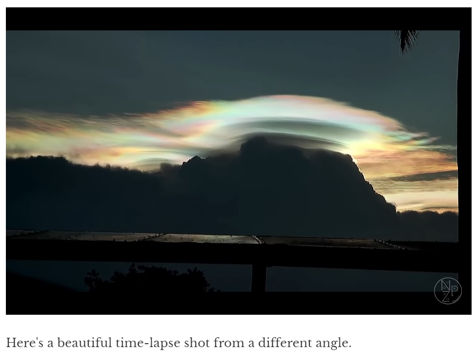 一生に一度見られるかどうかの貴重な気象現象だった（画像は『Boing Boing　2022年8月27日付「Rainbow-colored scarf cloud seen in China」』のスクリーンショット）