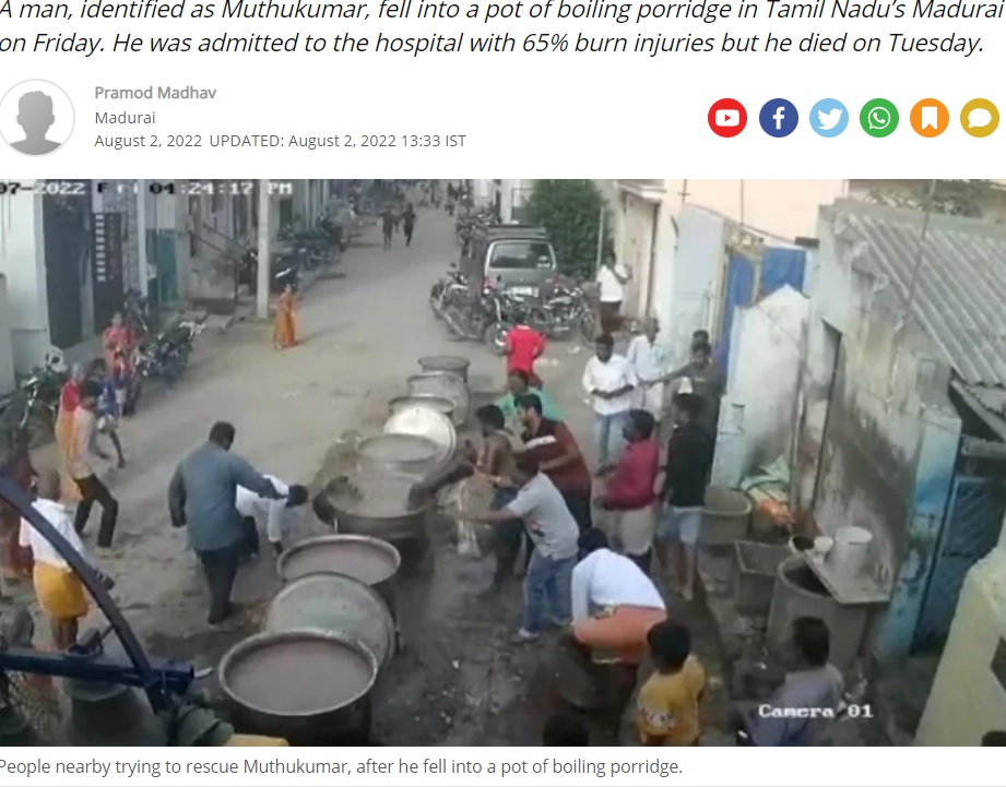 なかなか助けられずにいる人々（画像は『India Today　2022年8月2日付「Man dies of burn injuries after falling into pot of boiling porridge in Tamil Nadu’s Madurai | Watch」（Jam Press Vid/Newslions）』のスクリーンショット）