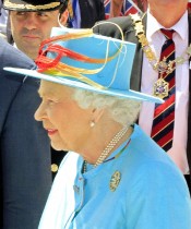 【海外発！Breaking News】崩御から数時間後、エリザベス女王に似た雲がイギリス全土で相次いで目撃される