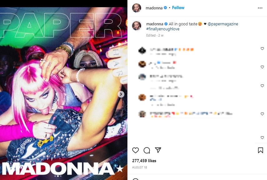 アンドリューの乳首を舐めるマドンナ（画像は『Madonna　2022年8月18日付Instagram「All in good taste」』のスクリーンショット）