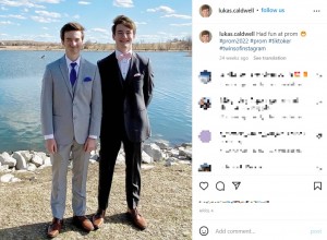 同じ高校を卒業した2人（画像は『Lukas Caldwell　2022年4月4日付Instagram「Had fun at prom」』のスクリーンショット）
