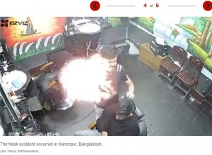 ヘアドライヤーが火を吹いた瞬間（画像は『New York Post　2022年9月13日付「Video shows moment exploding hair dryer sparked deadly barbershop fire」（Jam Press Vid/Newslions）』のスクリーンショット）