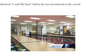 近くに大人がいたが、少年は知っている知識を使ってクラスメイトの命を救った（画像は『The Western Journal　2022年10月5日付「8-Year-Old Boy Is Declared a ‘Real-Life Hero’ After He Saved Classmate’s Life by Remembering Something His Dad Told Him」（KOCO 5 News）』のスクリーンショット）