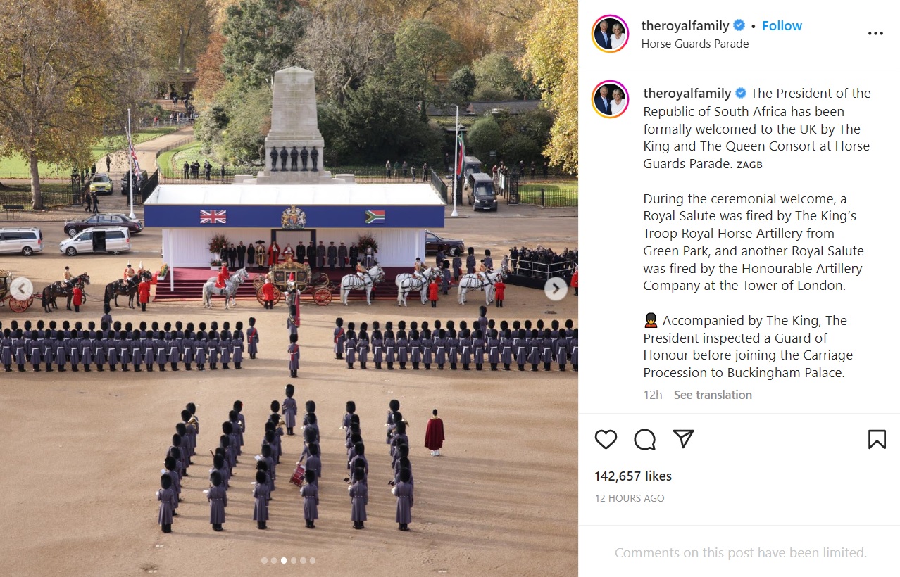 ホースガーズ・パレードで開始した大統領の歓迎式典（画像は『The Royal Family　2022年11月22日付Instagram「The President of the Republic of South Africa has been formally welcomed to the UK by The King and The Queen Consort at Horse Guards Parade.」』のスクリーンショット）