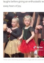 【海外発！Breaking News】ダンス発表会で家族を見つけた3歳女児　“純粋な喜び”の表情に「心がとけそう」の声（米）＜動画あり＞