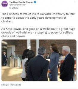 千鳥格子柄のドレスを着用したキャサリン皇太子妃（画像は『The Royal Family Channel　2022年12月2日付Twitter「The Princess of Wales visits Harvard University to talk to experts about the early years development of children.」』のスクリーンショット）