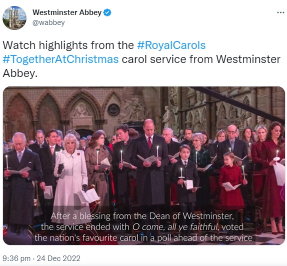 クリスマス・キャロルを合唱するジョージ王子とシャーロット王女（画像は『Westminster Abbey　2022年12月24日付Twitter「Watch highlights from the ＃RoyalCarols ＃TogetherAtChristmas carol service from Westminster Abbey.」』のスクリーンショット）