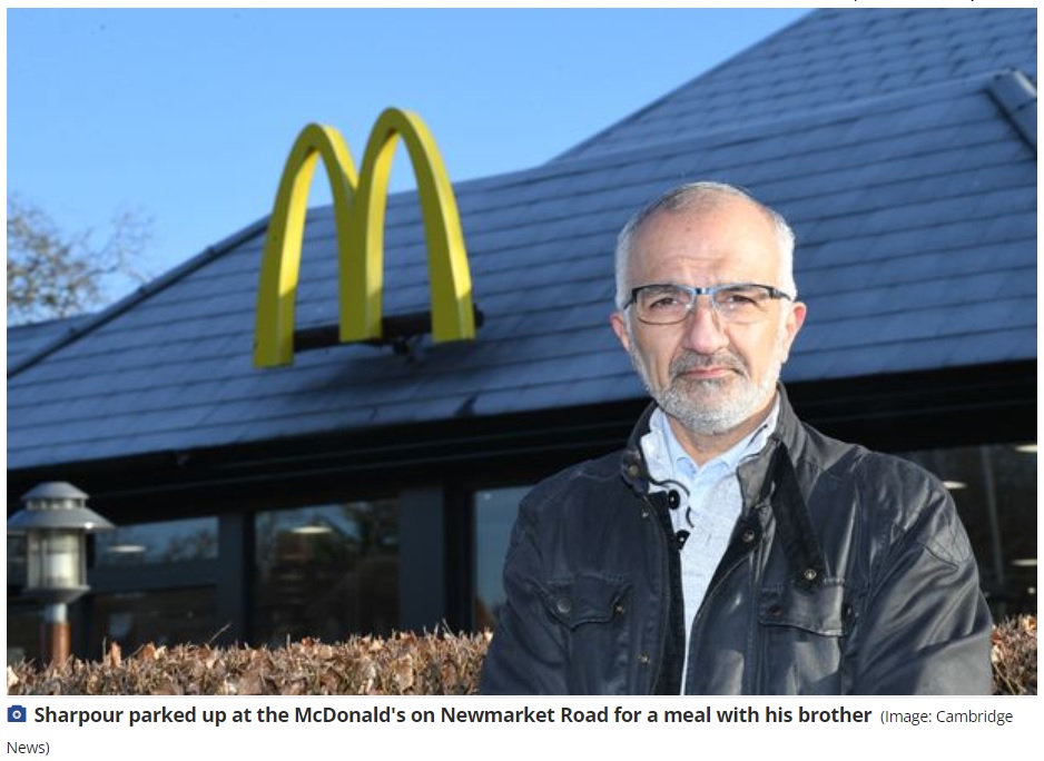 険しい表情を浮かべるシャプールさん（画像は『Cambridgeshire Live　2023年1月20日付「Resident’s ‘parking hell’ as fines make McDonald’s ‘most expensive meal ever’」（Image: Cambridge News）』のスクリーンショット）