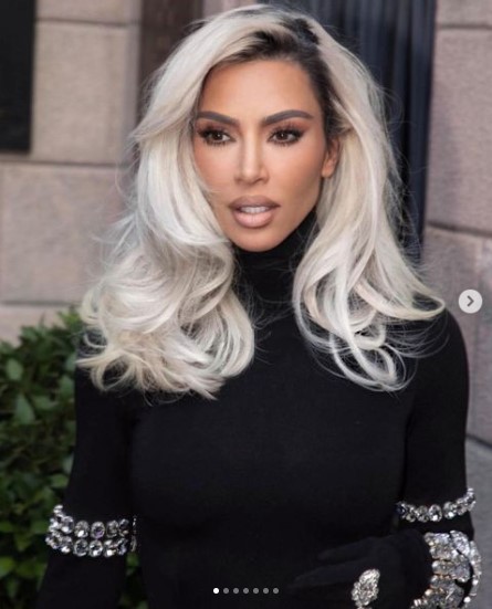 故ダイアナ妃のペンダントを競り落としたキム・カーダシアン（画像は『Kim Kardashian　2022年9月26日付Instagram「Milan spam get ready」』のスクリーンショット）