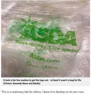 【海外発！Breaking News】髪を染めるためスーパーの袋を被った女性　「歩く広告」と化して大笑い（スコットランド）＜動画あり＞