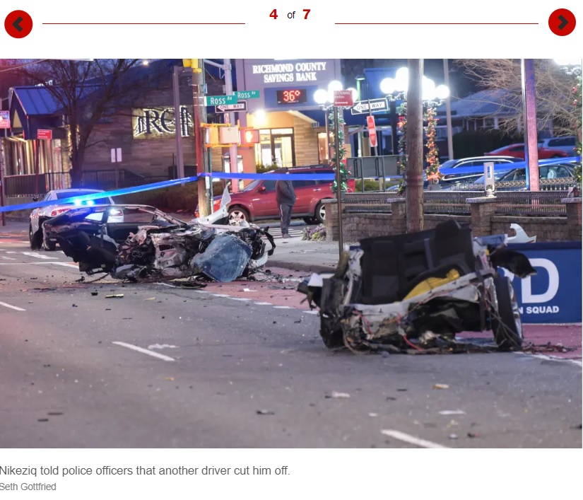 3つのパーツに切断された車（画像は『New York Post　2023年1月30日付「Accused drunken driver breaks down after learning pregnant fiancée died in NYC wreck」（Seth Gottfried）』のスクリーンショット）