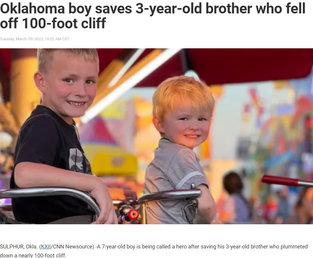 断崖から約30メートル下に転落した弟と命を救った兄（左）（画像は『KAKE　2023年3月7日付「Oklahoma boy saves 3-year-old brother who fell off 100-foot cliff」』のスクリーンショット）